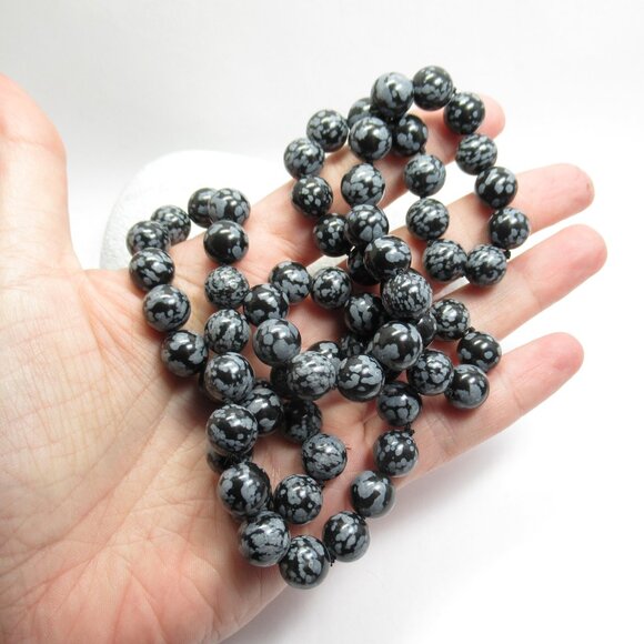 Snowflake Obsidian hand knotted necklace - Picture 1 of 10